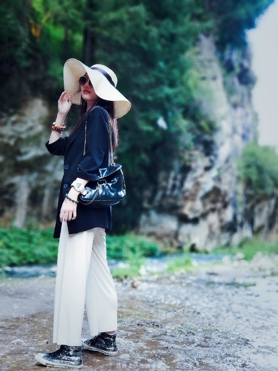 uri_mh1597238376280_mr1597238383456