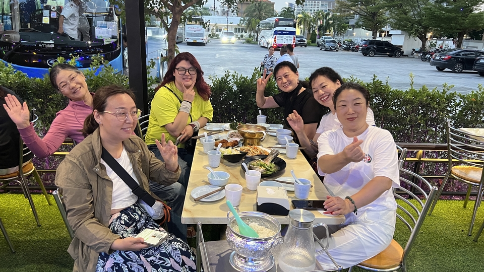 男模餐厅晚餐 (3)