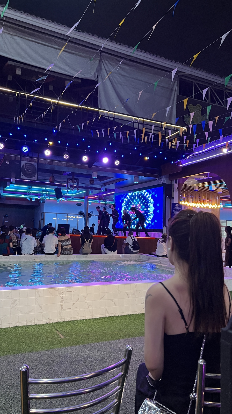 男模餐厅晚餐 (5)