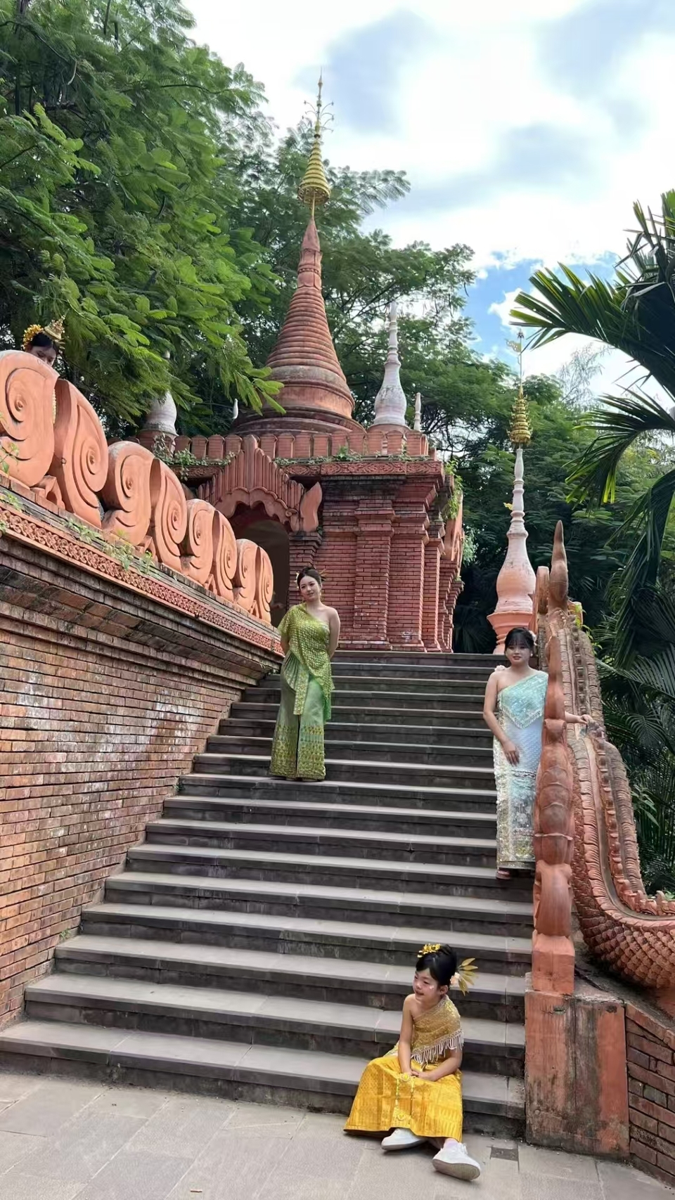 曼听公园，总佛寺 (3)