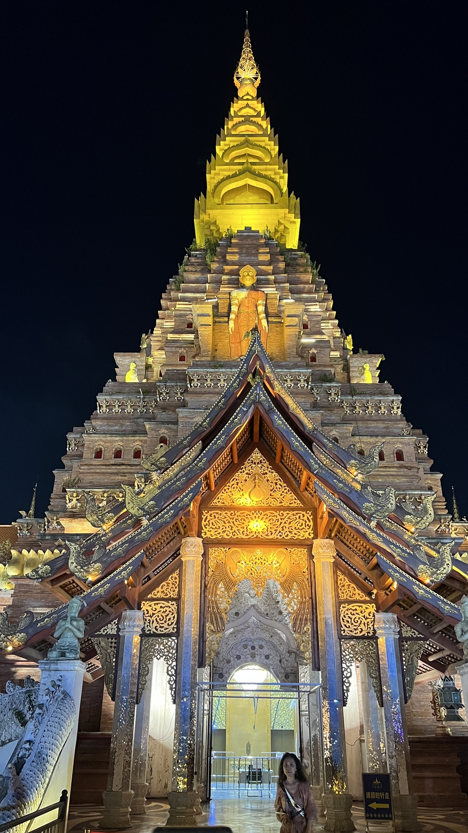 曼听公园，总佛寺 (5)