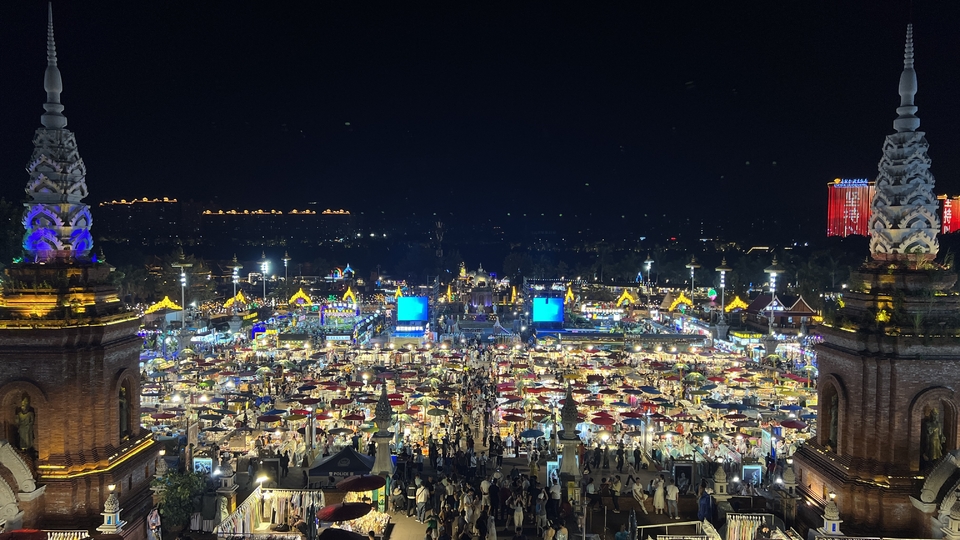 西双版纳星光夜市 (9)