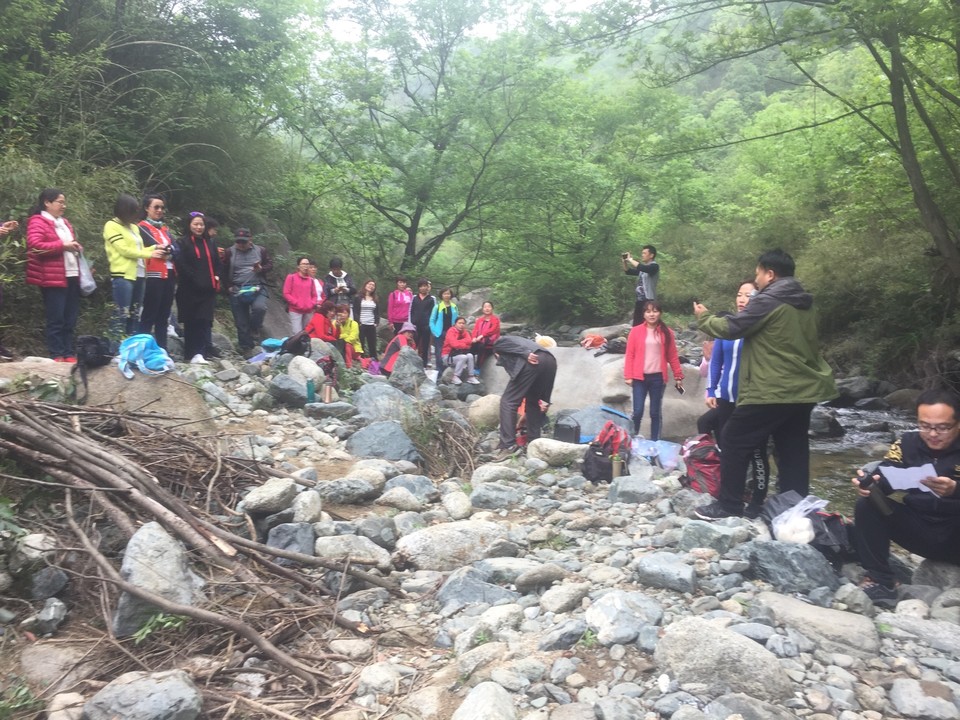 81B9BCA7-F3AF-47D7-8677-838B7BE6827C