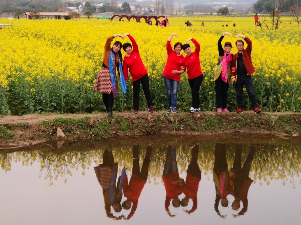 E2DC484B-C4F7-48E0-A60B-B162D0CB5A64