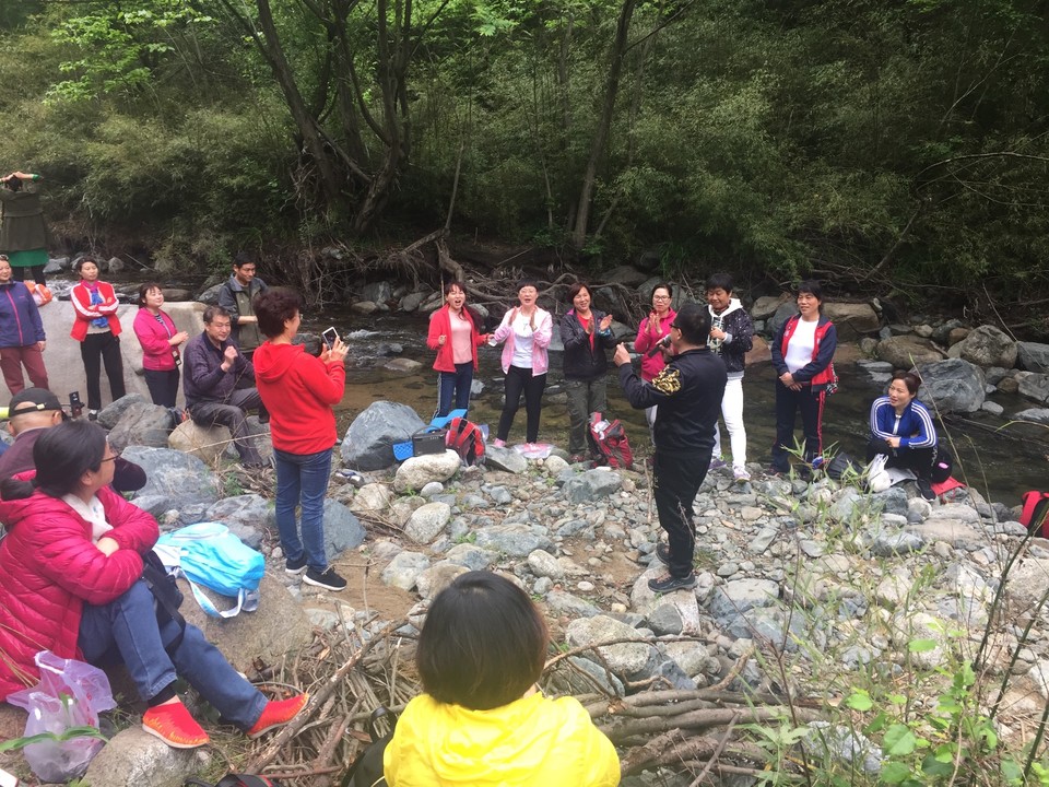 7F04D16B-3449-4069-B7BD-8FFA92784C0D