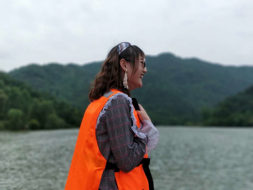 -4-yMES1GH_lnneZSuiPUhDRqhH-BJHme37Je84Wvmp3TBiU1NVtWnoPLZ24qZ8R