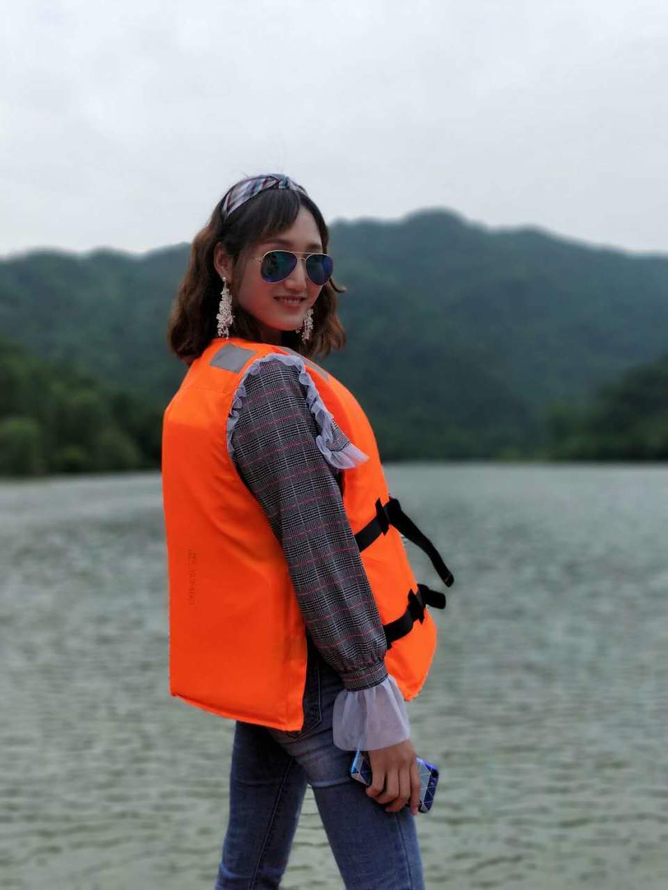 MdKC-umqiihIjlHEEl7djMWtY7m4VrlYg7lhW7ZYD7_t1CPaBVdVfREc4lYV-ZYh