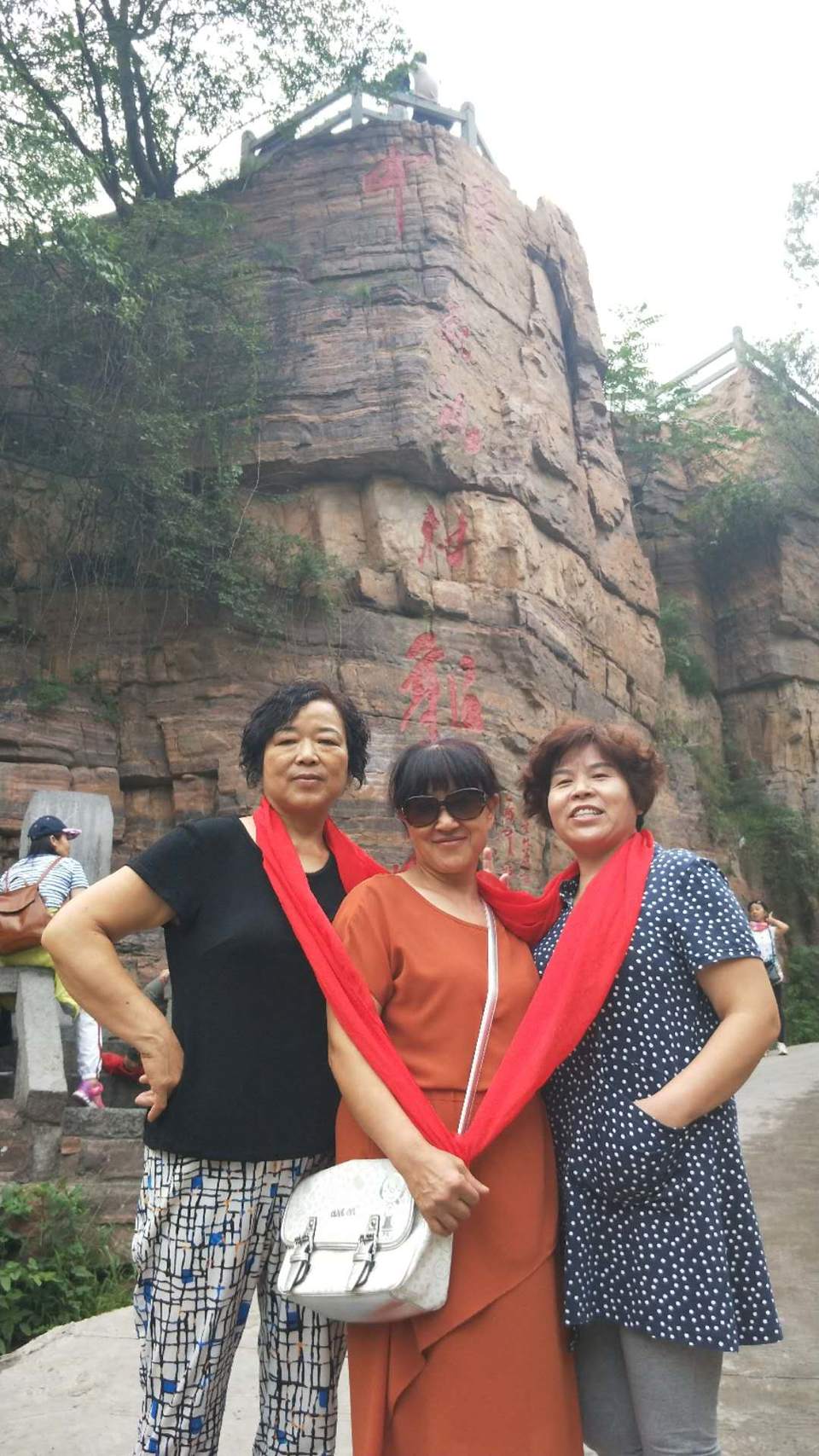 350-McsscsjeCAoaLMMOYYOT3_EWl4JLmOI4swq3EdMuBuRGKEGvHlM3FcS4iLy4