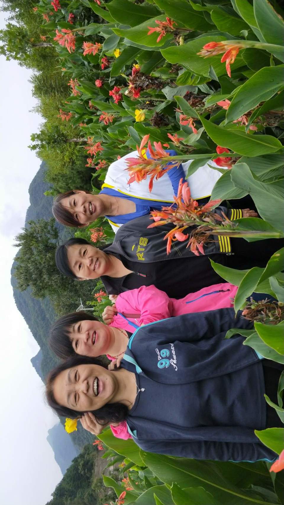 p5kKXnIU8LEgastXtb-aFnEzLxUTS1OAcFOm6G8MPXd2e3MsUs8mtOs1GXUEvT6U