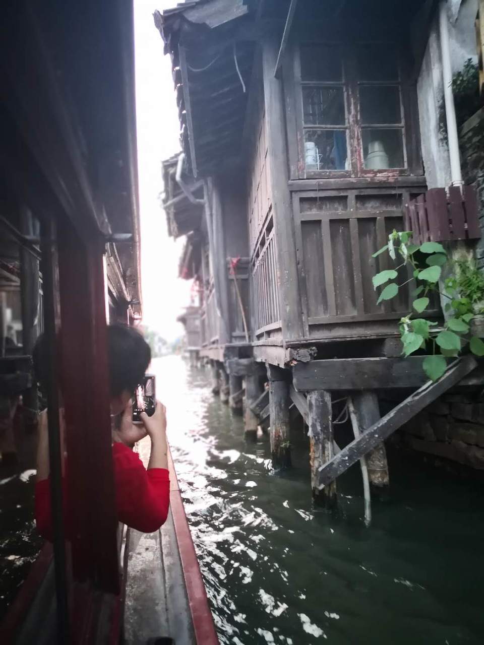 qotsGVjMSzu--_jDdYYiH5TdIWXIOMBsdtxBWMz50MIMMsQhOKrwv-vYGMHiqbI5