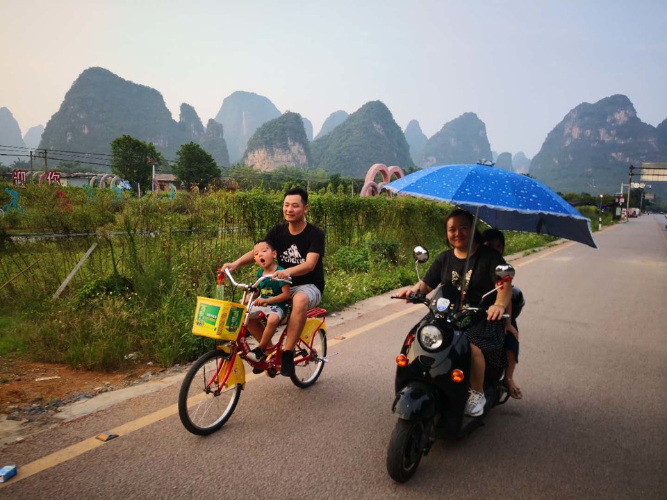 JT9-Fp_I976K93eX0TyiA85mLUJ8Q8ktFCwf5qedTEOP08rBfpPE_ioA-KgezWvw