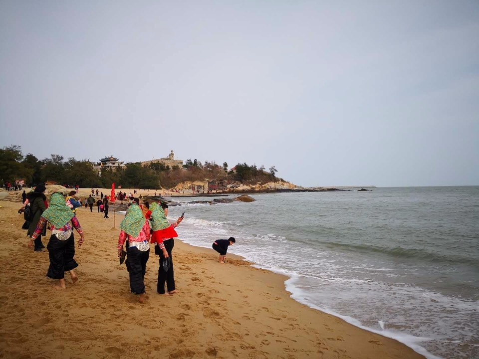 mmexport1519118845438