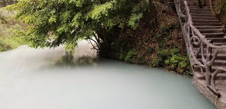 mmexport1525352916429