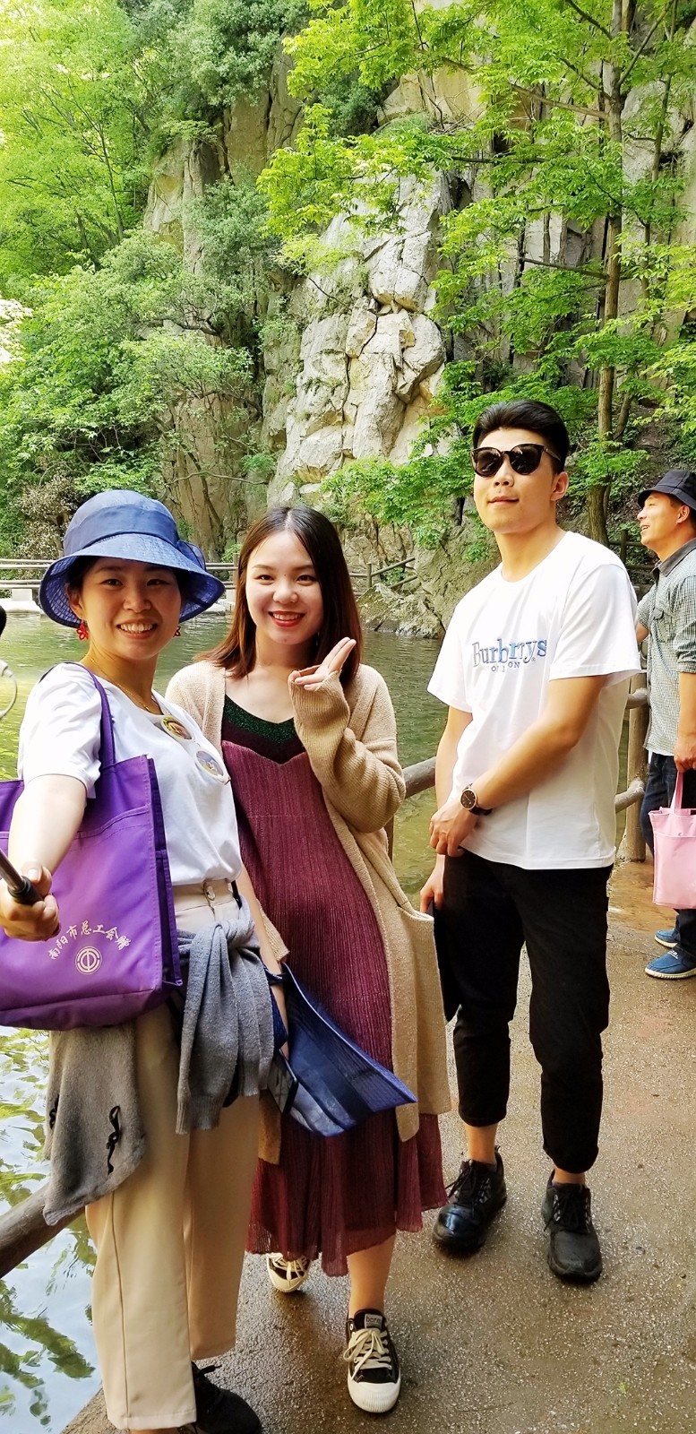 uri_mr1524800684957_mh1524800694157