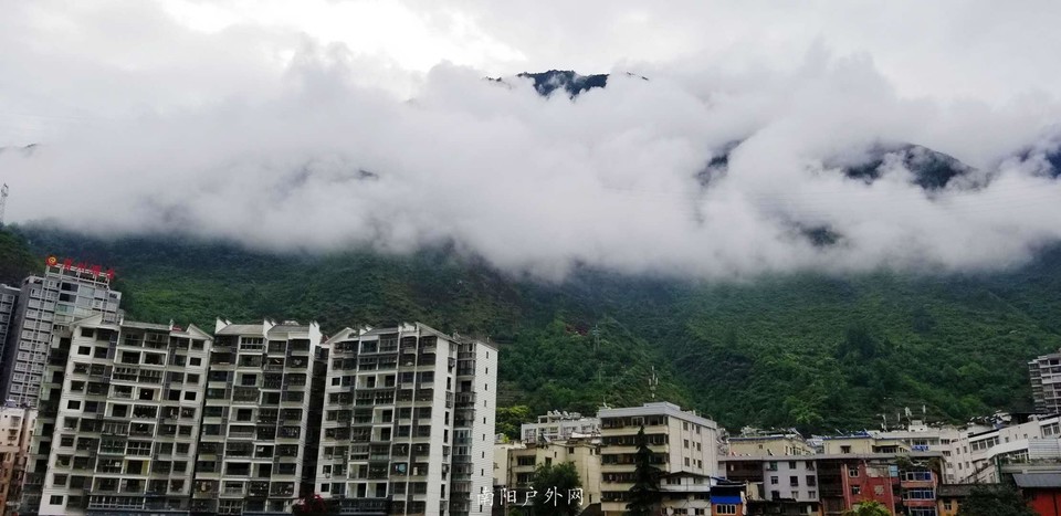 qd0Rmq_RPI-A7g_69Eb8aLQUWiL6pznTrR0pF9rM8iFPX5M-egvVMwJVVB4dnDsM