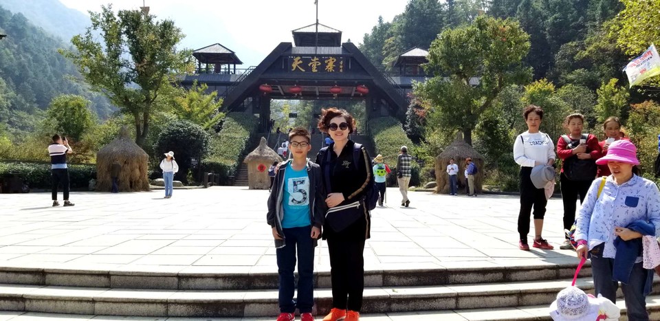 r_zk6v7CTkf-kzIwP_T6pgmRoekLaZwAvoCEwL0VijwDJ6u2vxUW2y2C6n_Gfj5r