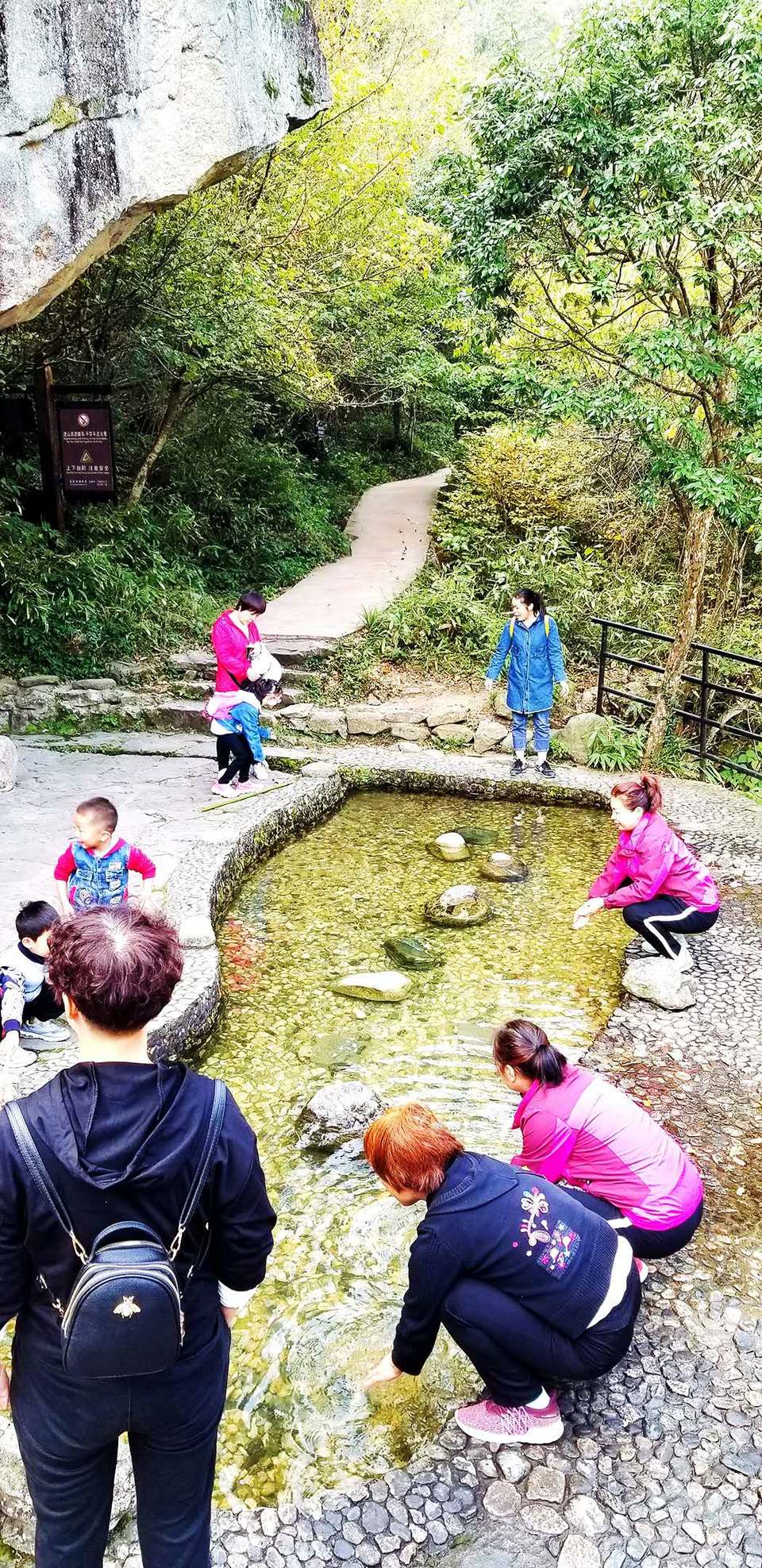 hArWkW-PZNFYWwavIgBAoRTHBt_oyuWSBQVsXf8tcDTMNqgE5sz0M5Zq0qOIGBGq