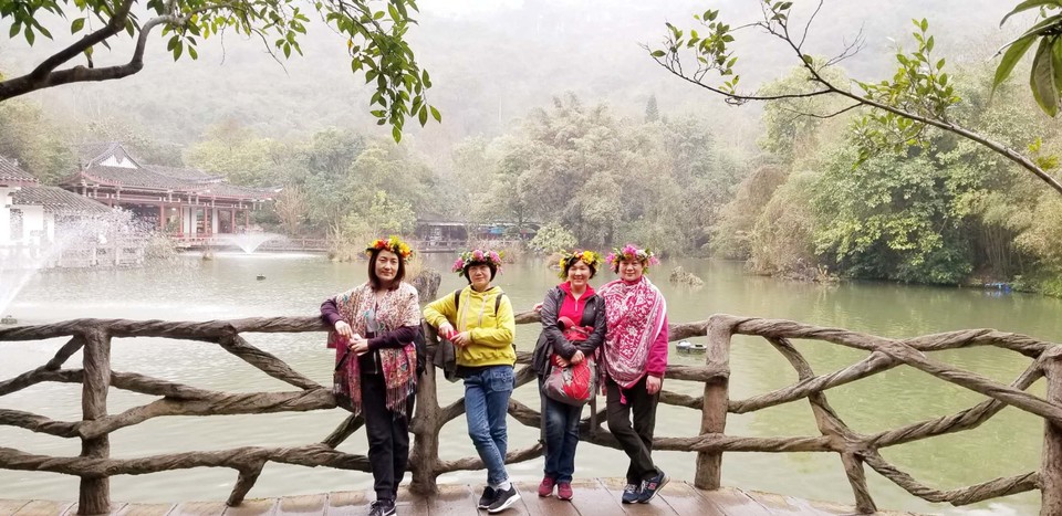 aGfdSwwf8Eu3ieuLjdrKZhoTA_CPHmWiwG5nr4WKaTakIk9ib-CKphwqSW5iUp9v