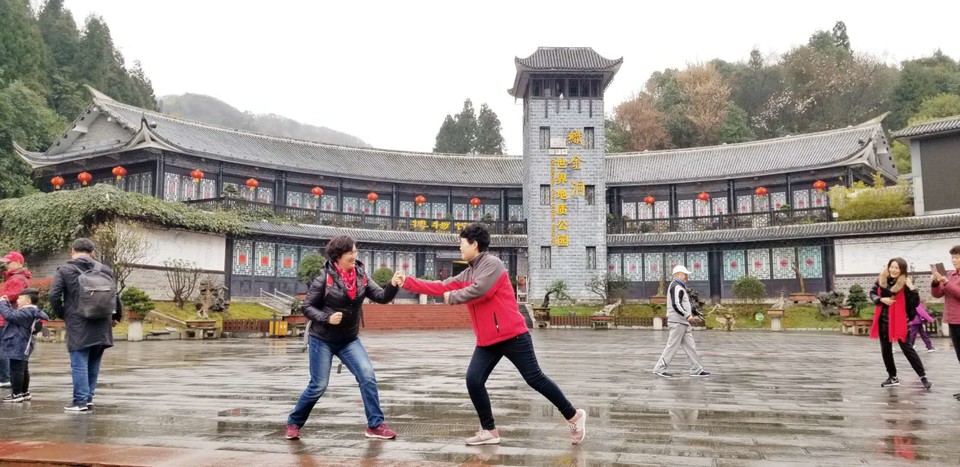 kHoOfUzl8AdDdm4UpoTgHK0cSKo-CvzAneapuvqf-06FbHDC0LQt7yUF2VKrk5gf