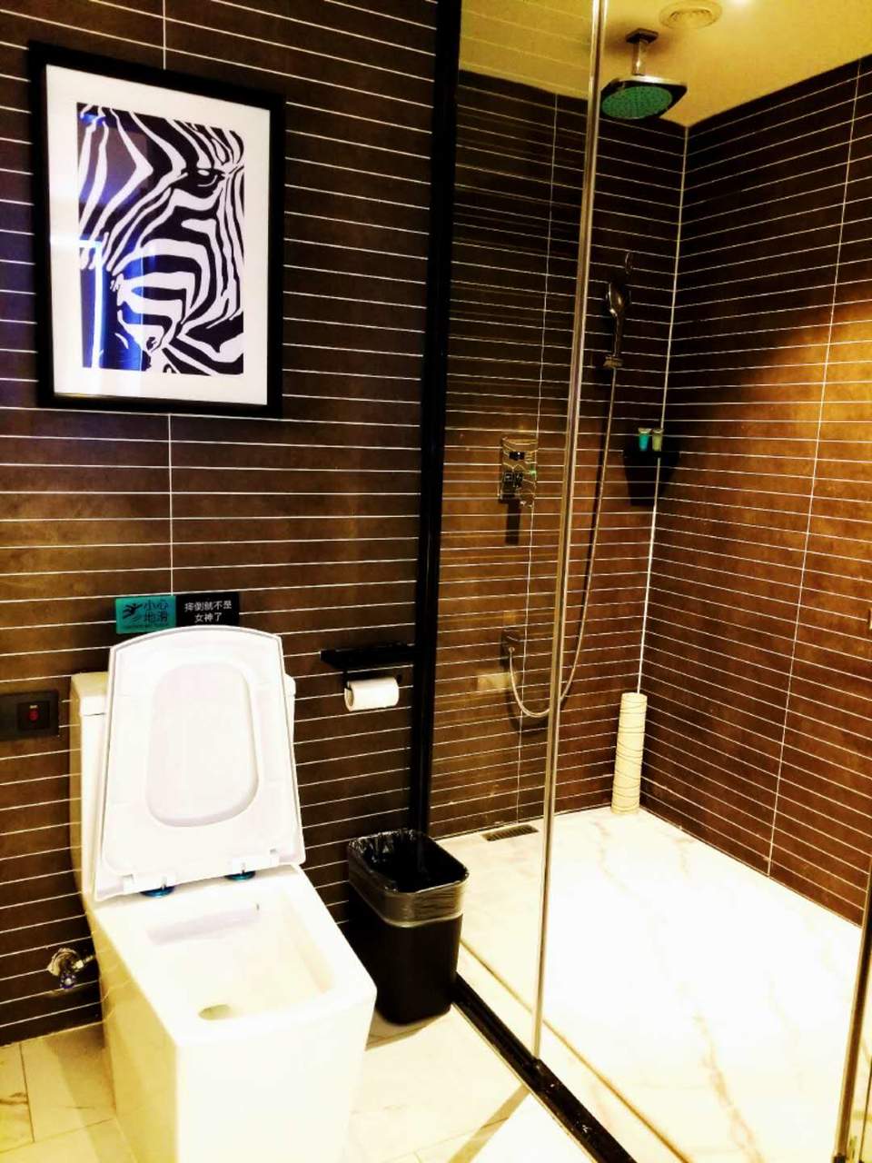 _dPUBAVoqqJCop2pr7jZv_ogHnUlxua7IGzPLQkxL9YLFb9T3t8PLvNCLfgi2r-a