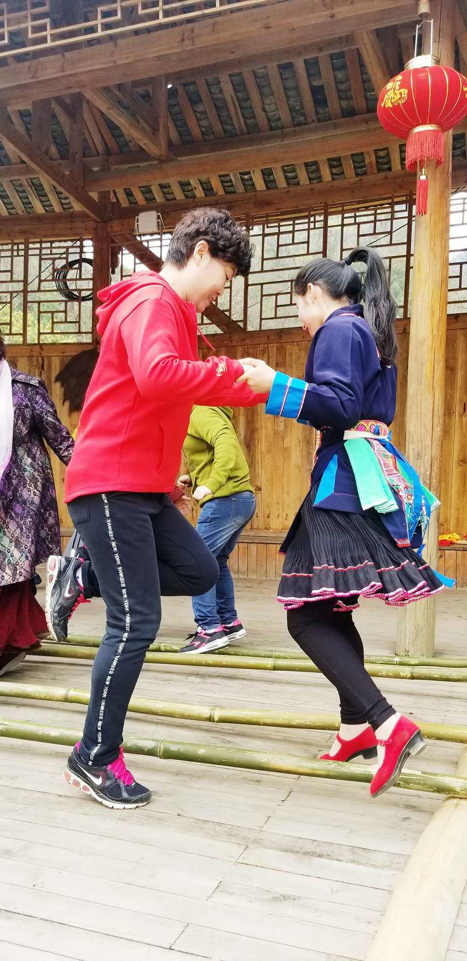 T1YFaB2_u0svVXGkt6dV5Ds_VQiY48BKIF1_7qSdsZeKQFVLqtfaNi-RQcIv6hp3