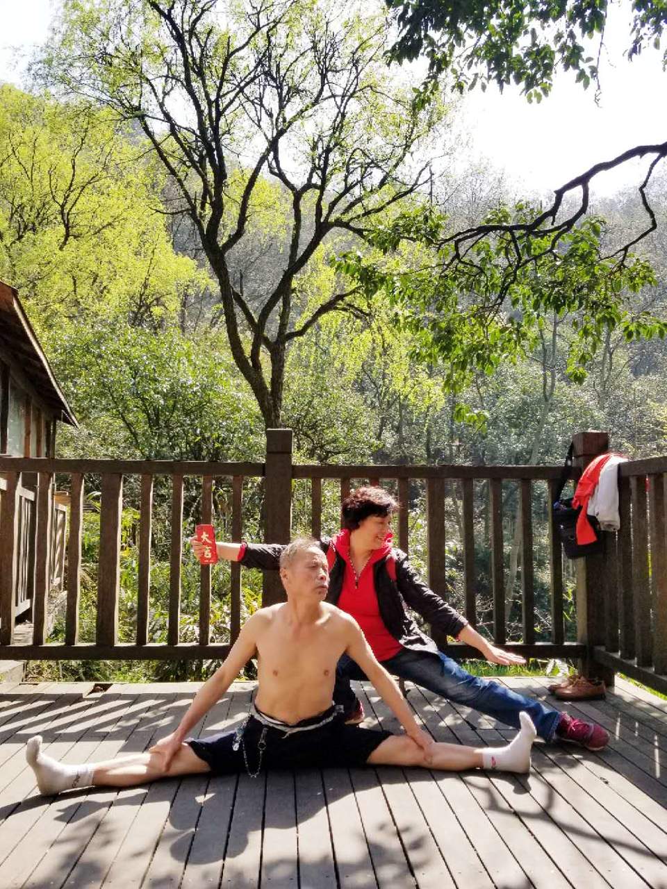 mMmNKPdbAxg-_joSk6b0vgUOAZ2duvYWBhlI2TXtRU5M4gWA5To1Z_bduxdg7q8z