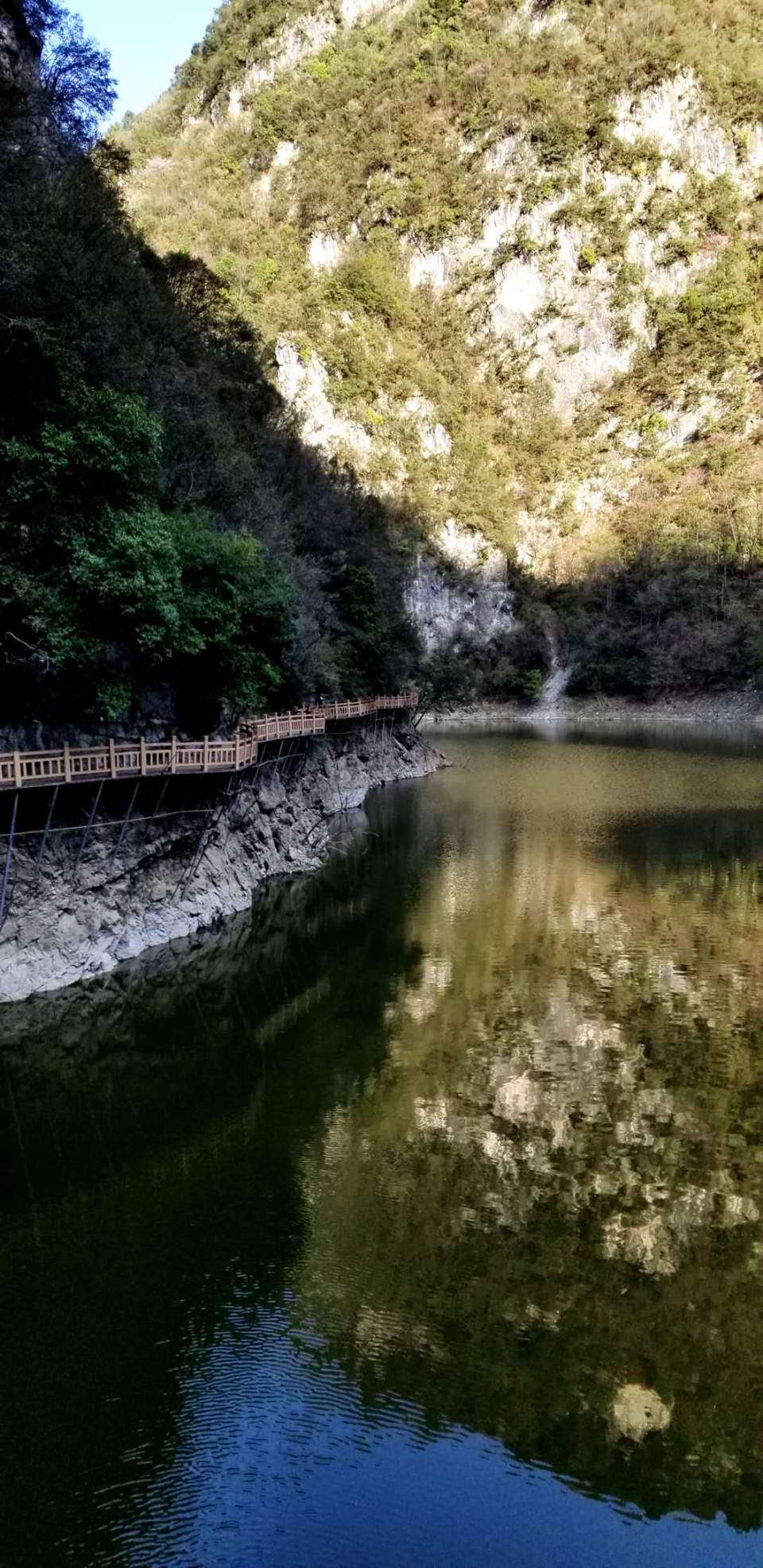 Ch2-YNs407V6vtvkDIbRU-LxPpyONP_xKf_zTaKjtOmTliJuvtcnIWywow-C5NP4