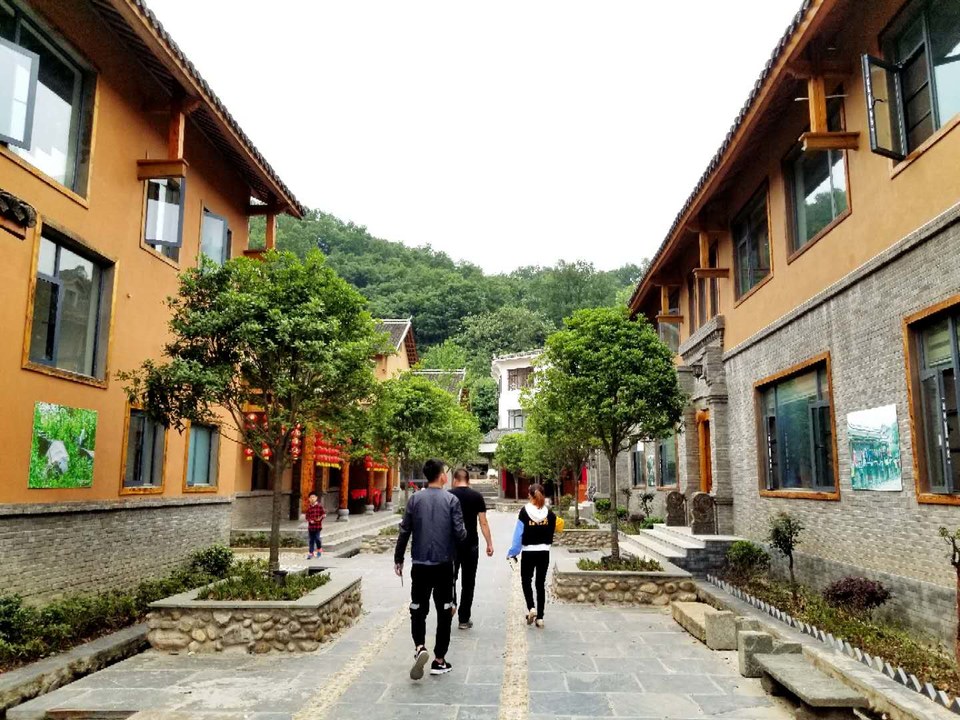 OiqMWcTMmFDYCKgSBp7_w3UAIxca6CUsoLyero72H7z_1rdiq_bQ3gkCe1CRE2Mh