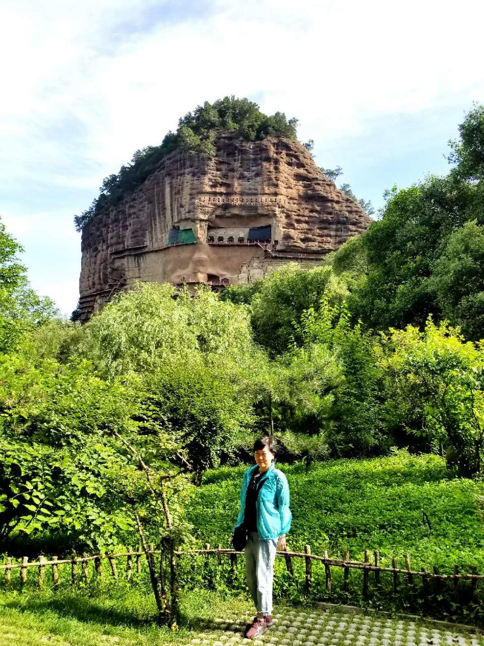 qp-yJjEq_zrJhMLOPT-2Uqfh--YwpWKiv5QmKulDCTZjQvaLiBYv99fAEH-Py_dE