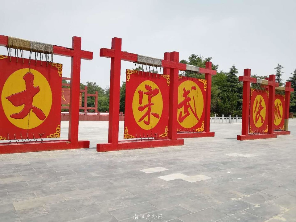 BRsHvkrUktYwWdopYZGKaEGKLA2I9W2uIs-ZiPGvlInOxecBMzs-z8jYKEiF8QlC