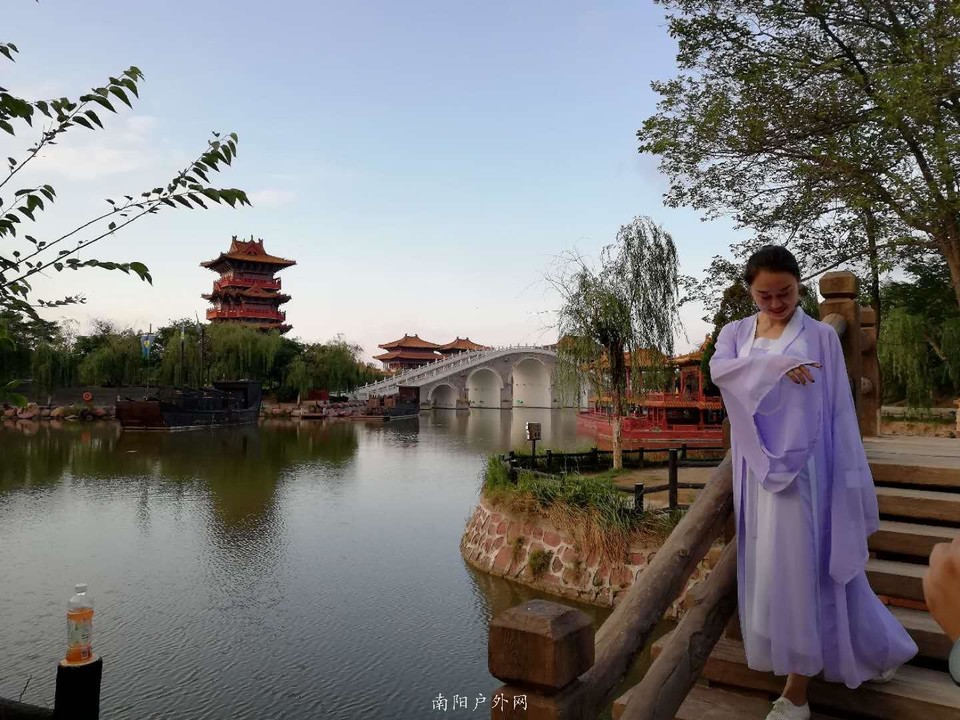 g5vp6mc4JzJ4HbNt5cx9GTpZanypy_ubZeWsJatE5xGzqnmEkmc-gc1nBLeHW-Lu