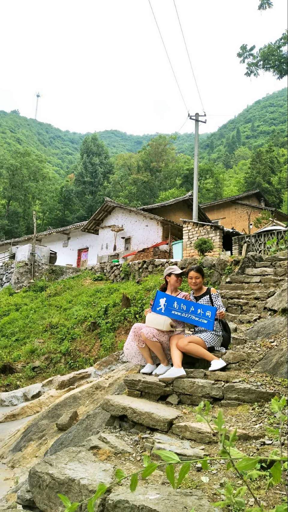 adt3LRBELnMtdFJb-1-N7cO5_cQkYHg_6kLtN94LP5jQys-btXYogwzch3sWyklF