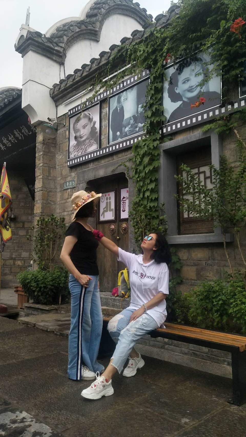 1baJB5u5oZ8x1dqbnbmzDAsWwe2Hvr07R82QLbORW7zgrwW8MA0dzB6UNrbargGX