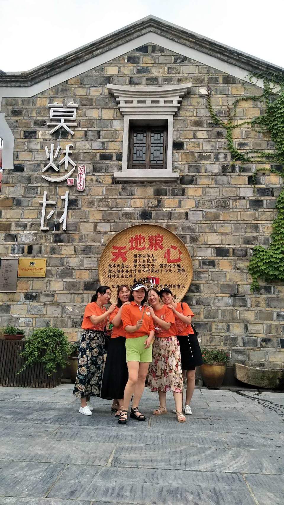 0cjMpm2Qj_XD3bT-4M975qVeHdPoYBoFzbUXwwilXuBomF1CyzlQ-Xp2851wfeNm