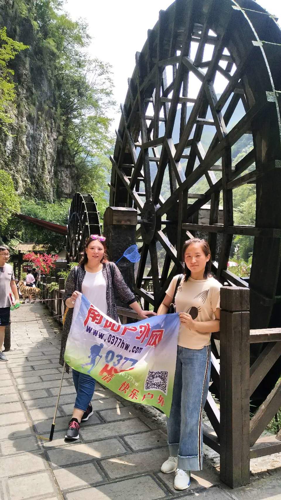 DrPEBDpYIBtYmPWRl14xm8IPbG3RJJYG-cLdmy7C_eqdDUjpKX-IGD-NqEjXJBXl