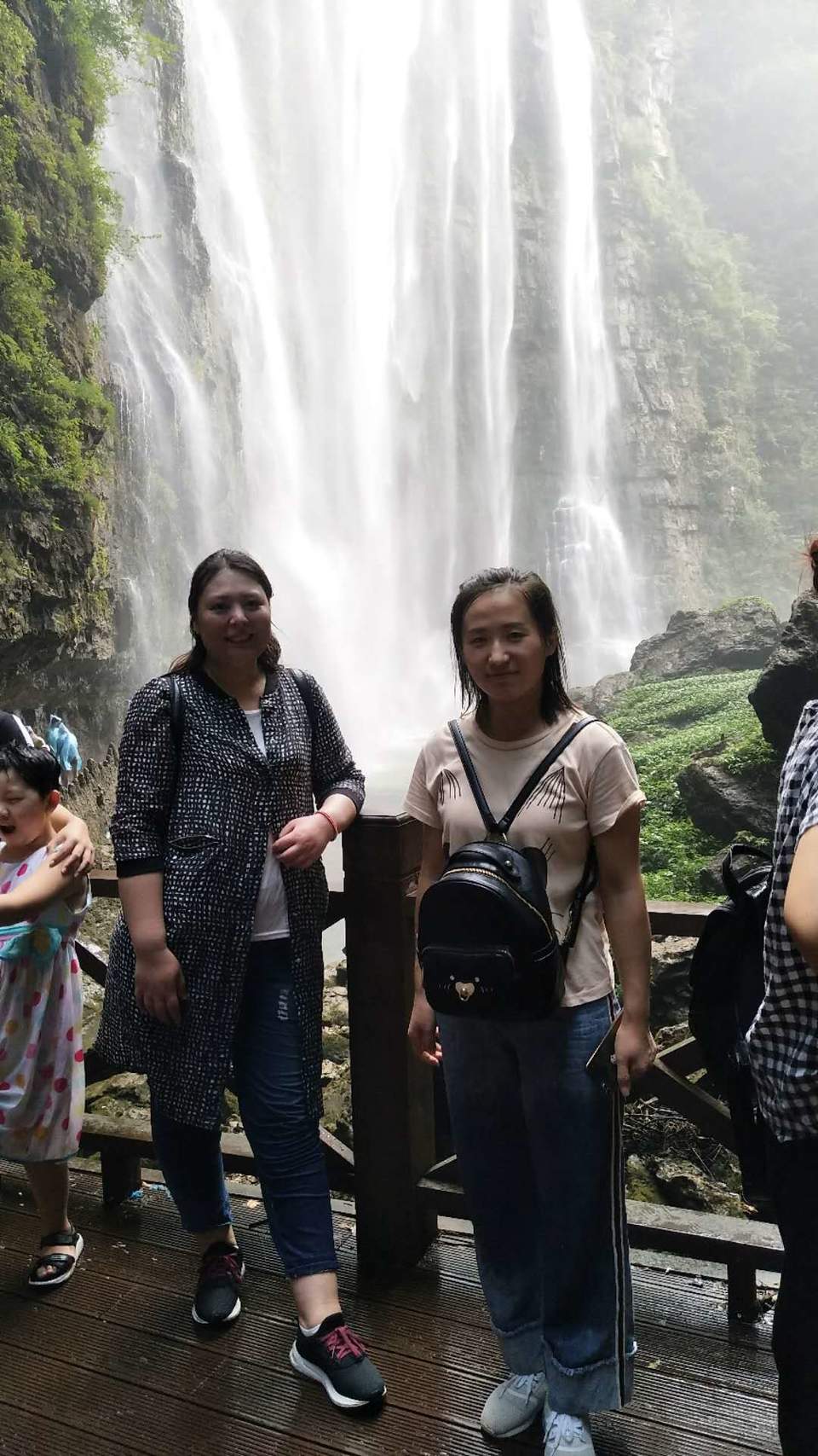 JiY-KWBW1eK-YOiauVYLVmtkQxlsqET3Y2oSu5HJcERVFalxgjVMK3ovCGoyd7lI