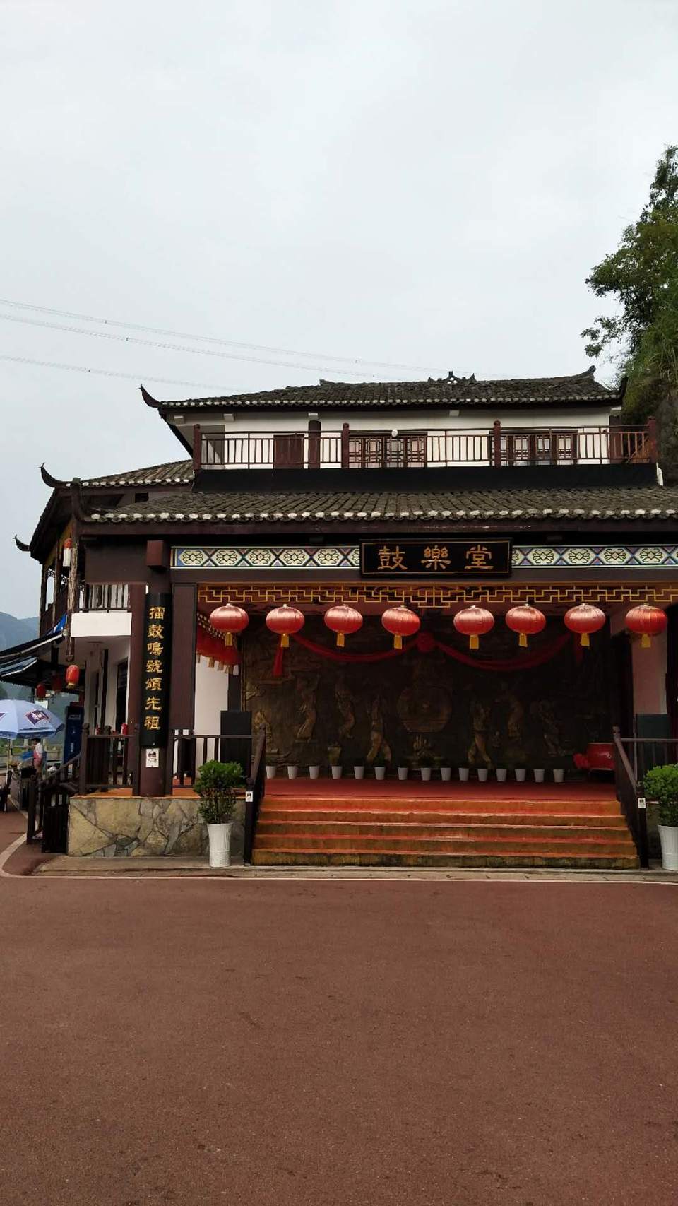 7e5LD_IfVEq1SK0fBdUZylknquiiqrXH2amEqb9XE11DyY28BroDMqvsDJWfvF2U