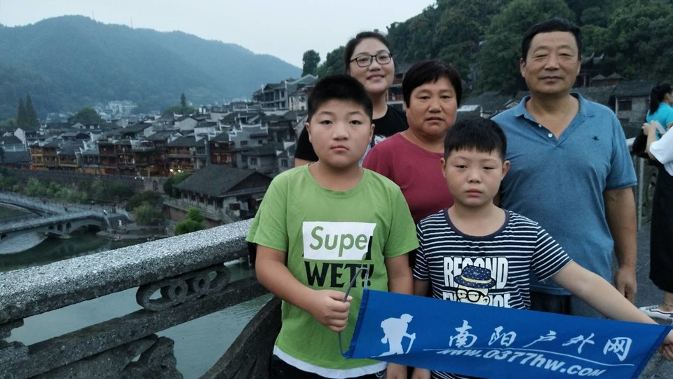 yAruItLtDmJPvrkfrmn5Q842vAe_axaUn-pZYTLvWEBLnnAPXRRh3LyB_LmiZCZa