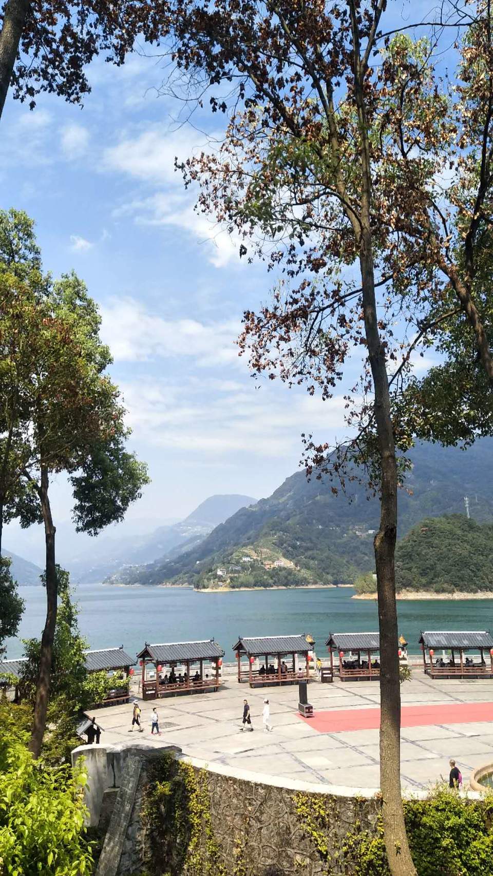 __S1lycU6sozA_GqnaAafDVgzbGoygab475jZ7Hnn2ugI3UZblO1x2rc84DXpjyJ