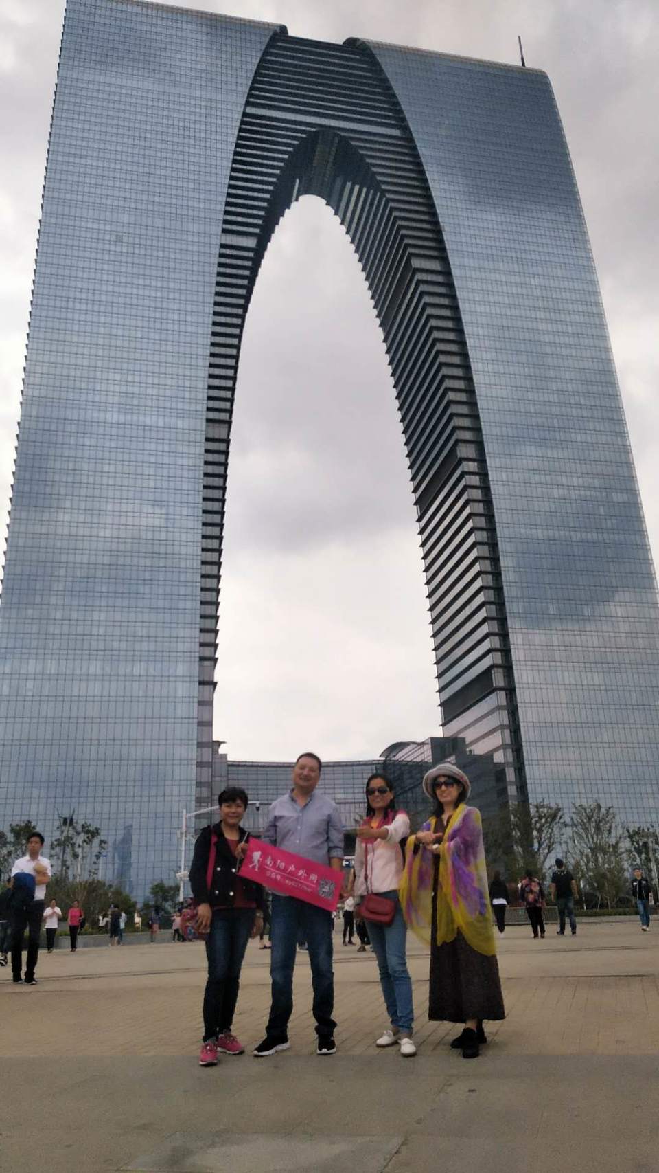 UH2Qm2HISzEknNs_gR7Xy_okXAbSUHk6_hxCZ6f98oixp75XX2la9m5M4wFzKLtn