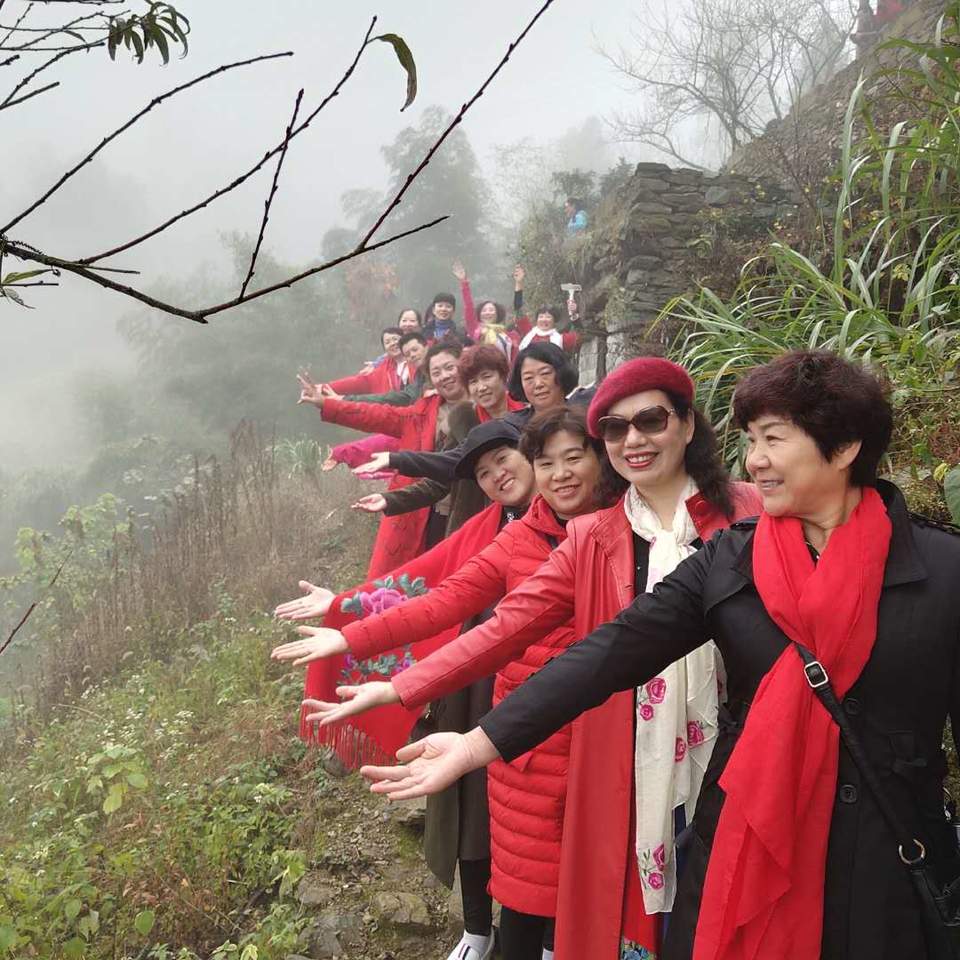 lh9gHQQD1cKeGk-UwU2S1Mbdy_sdwcjvxh8_dqI0FVZZ1Gr7YDyopou68_d6jhoH