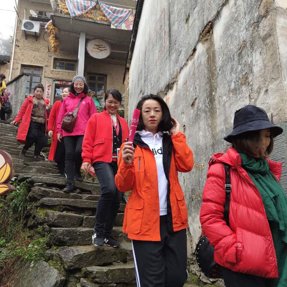 g5vp6mc4JzJ4HbNt5cx9GZz7M_XtVhR9tkVkxIz-qByXeBozLBWZVEOS55i34bG3