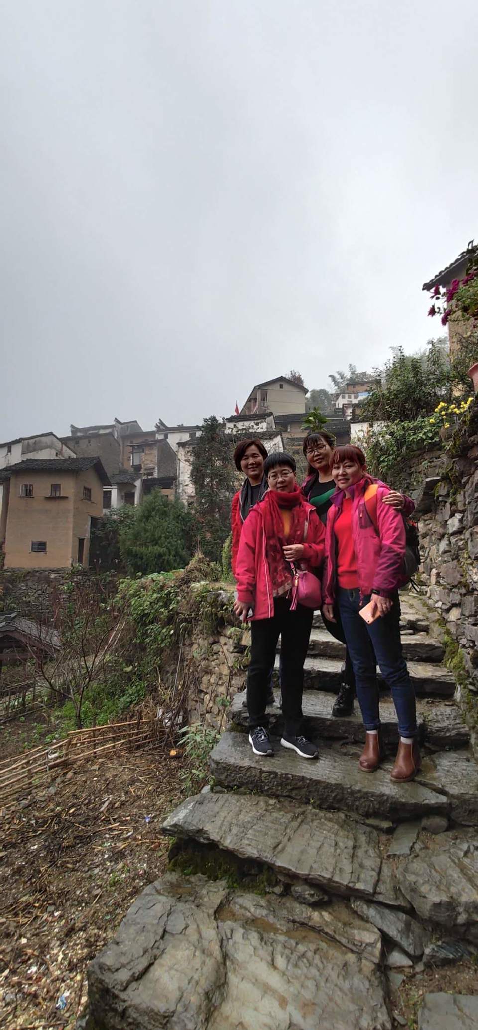 L-UC1K_eip88Ctn4FtgYJomqfysN1qe9xaPXt6si4IR2_SvjAHV3FLiLGwEXH1hO