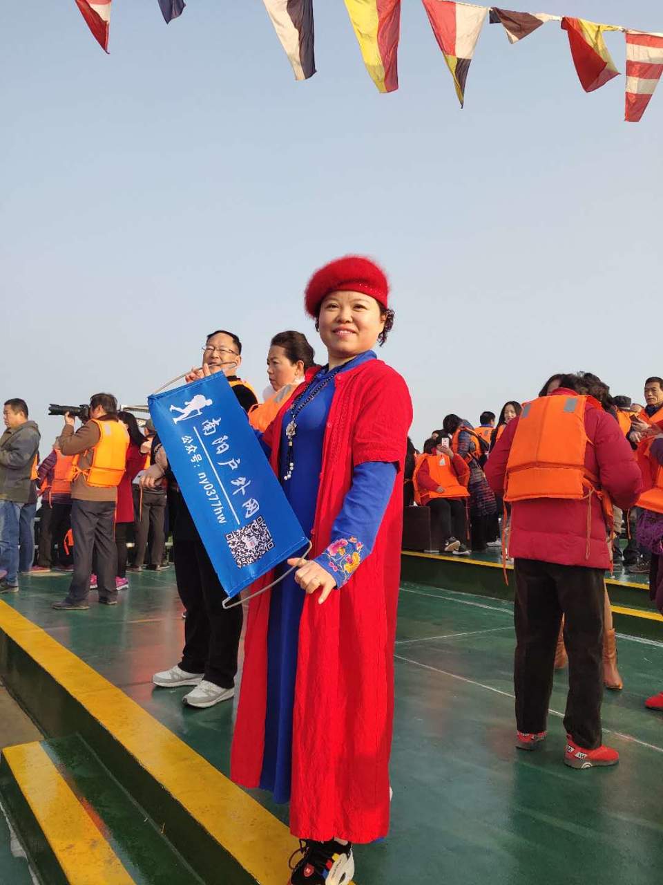 HcA1LbIrCozVcdtYcoPTW5e-6tzbTGt8eVbvCxcnWR8RZ3MmXsIiKQObSSI-Qqnk