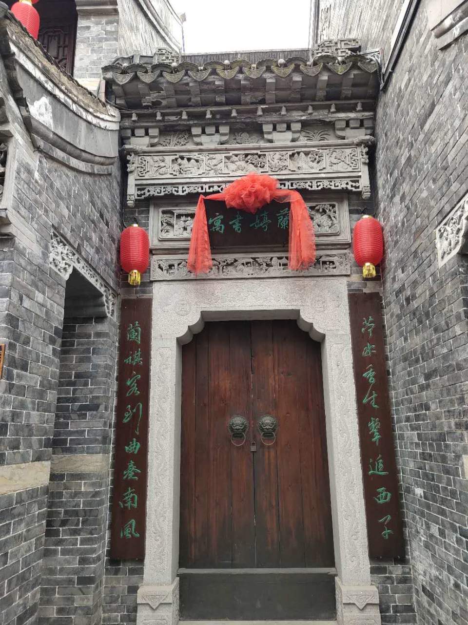 JiY-KWBW1eK-YOiauVYLVm4Pullu-wS2xsShKIaRVTr5iR-GpP4IbPPE0SPnMoyg