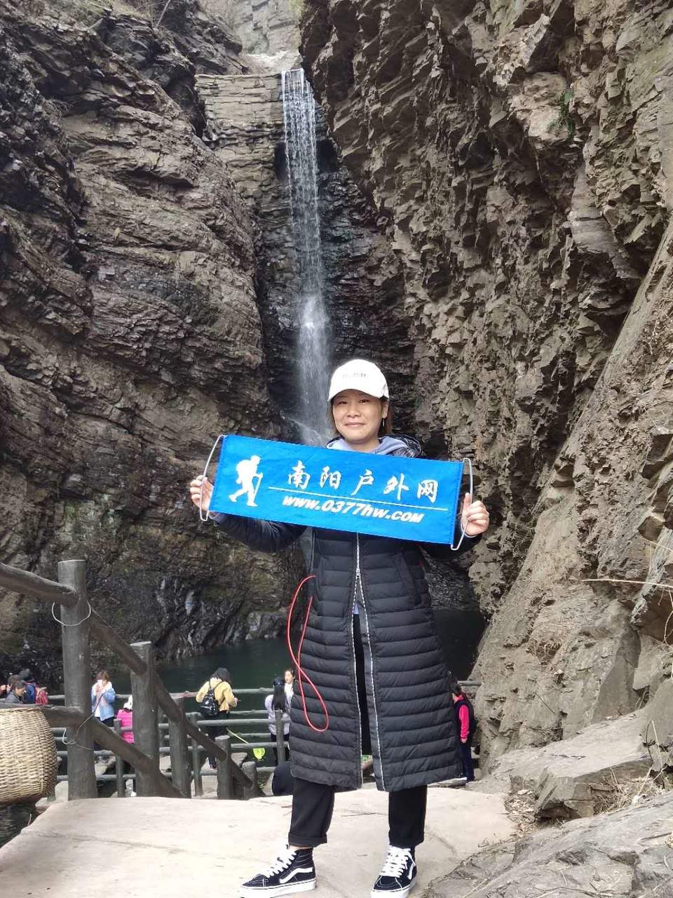 GRIDd16bJ6YM7r_hI__U0y0Ba7_Yej0OJdslcFSB59F_U7sumw_H1hfeJJpsyUT3