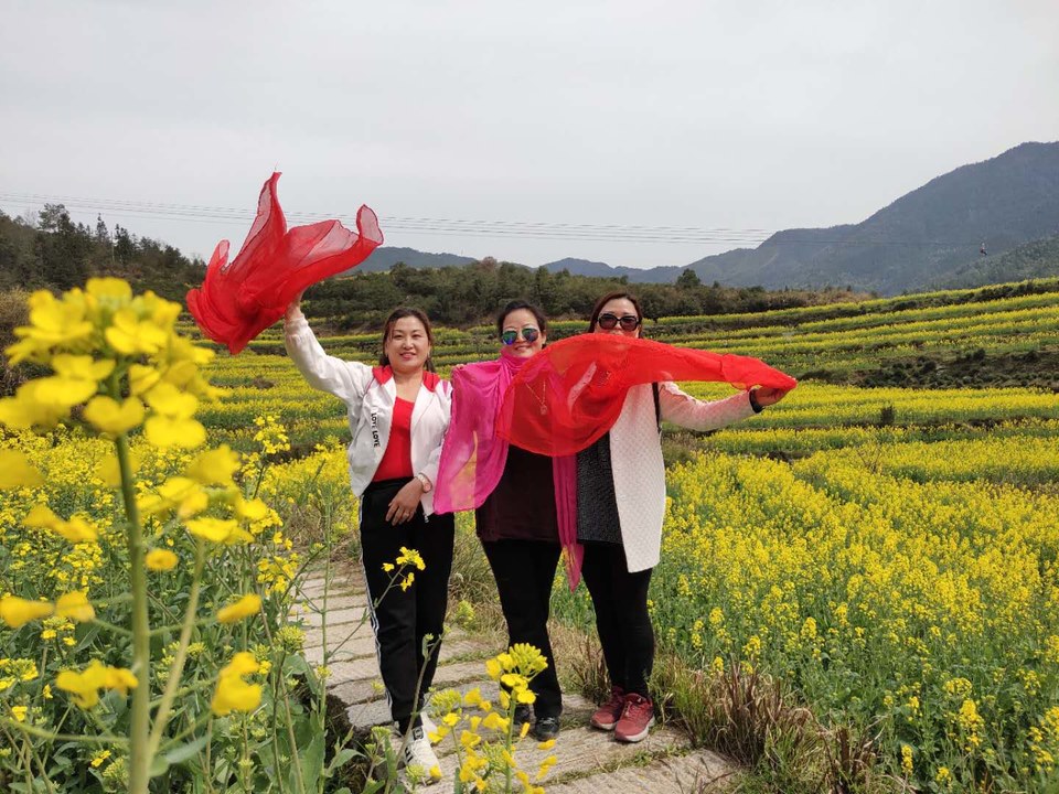 T15RJ2Vas2SCIgcixtOSZ_Dd--tnN7bz0TeMpzIUvWXG1yut0H1UXJdaygdg1-wE