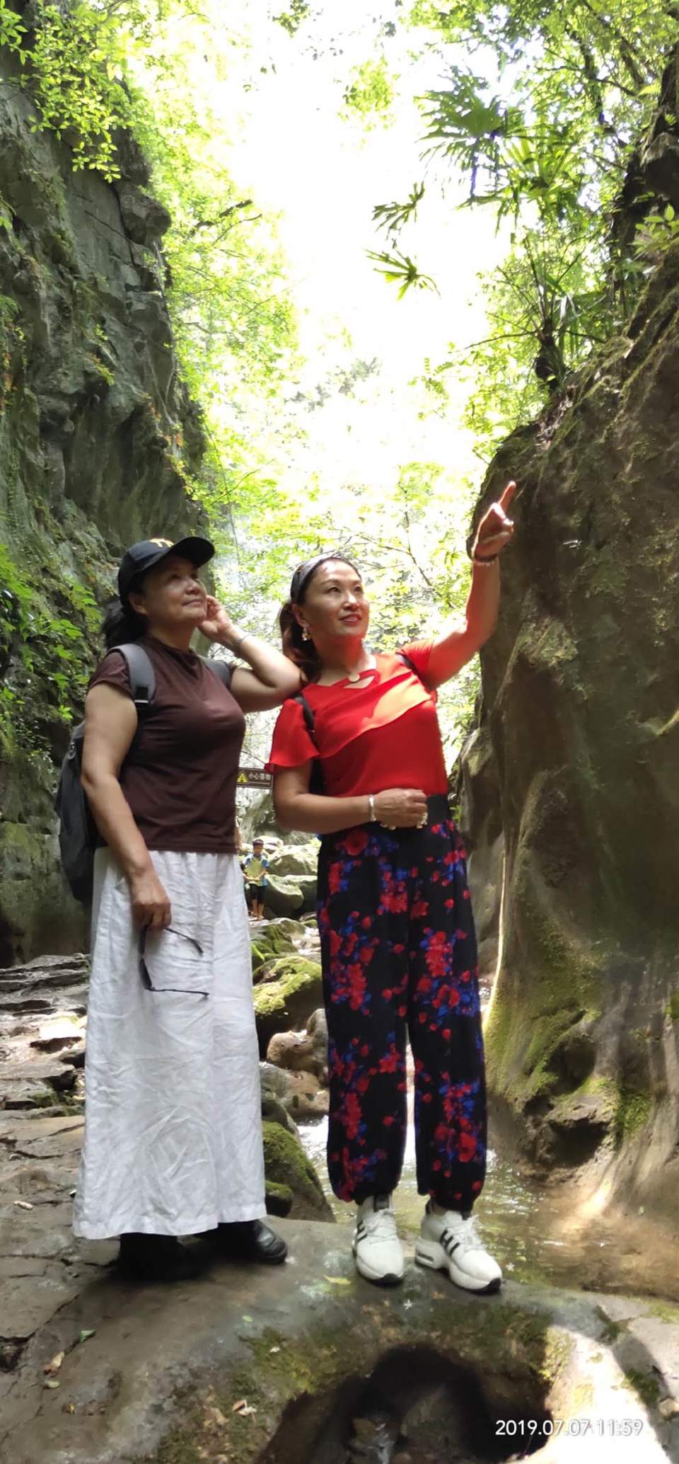 iGOKYFgsgU0uiA8J9Gqhu8E1h_U2soGHrk50OPSg2Jh3-zlIr7AhRQffLAqF54_O