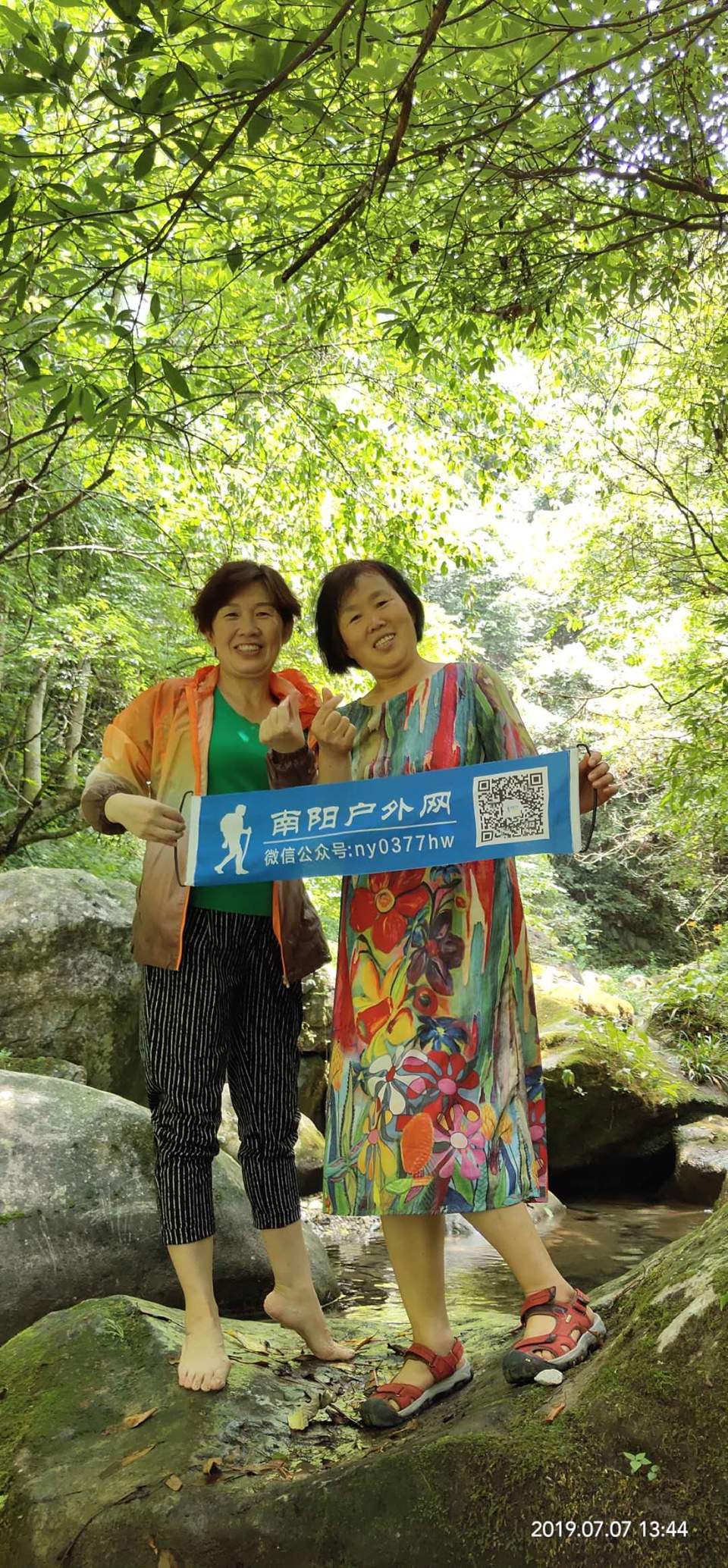 FMHjOZGuqMoon8sFZJ2WPN36shrTMtICUM_chdDCOrmvivXXqwVt8IJmIOSJC8i2