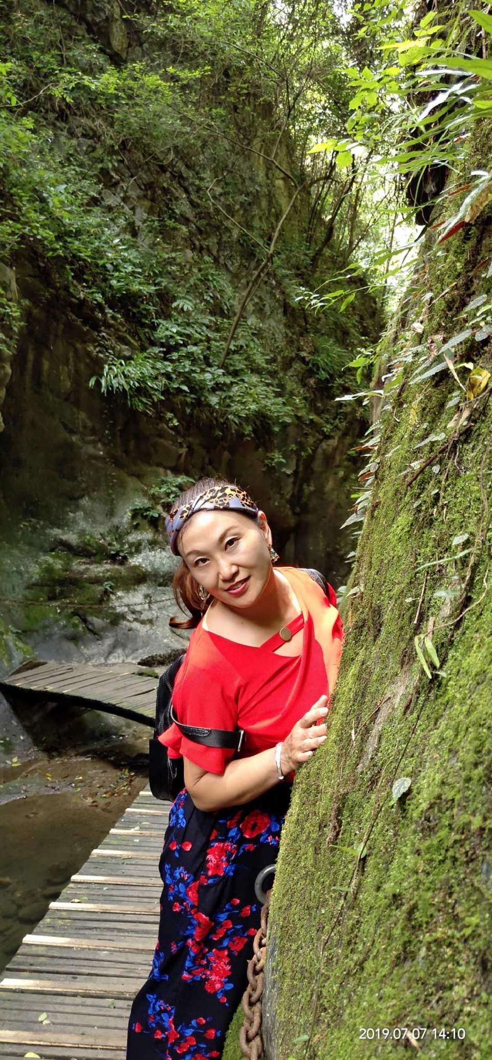 Via_GR0d1HWNTbY72M0JK5mExocTBa20WkUdmYCG1h0RVi-m31Ei2Ct15DJtDnfS